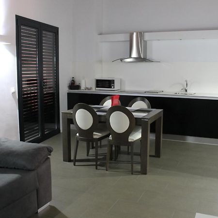 Apartaments Y Habitacions Entre Volcans Olot Exterior photo